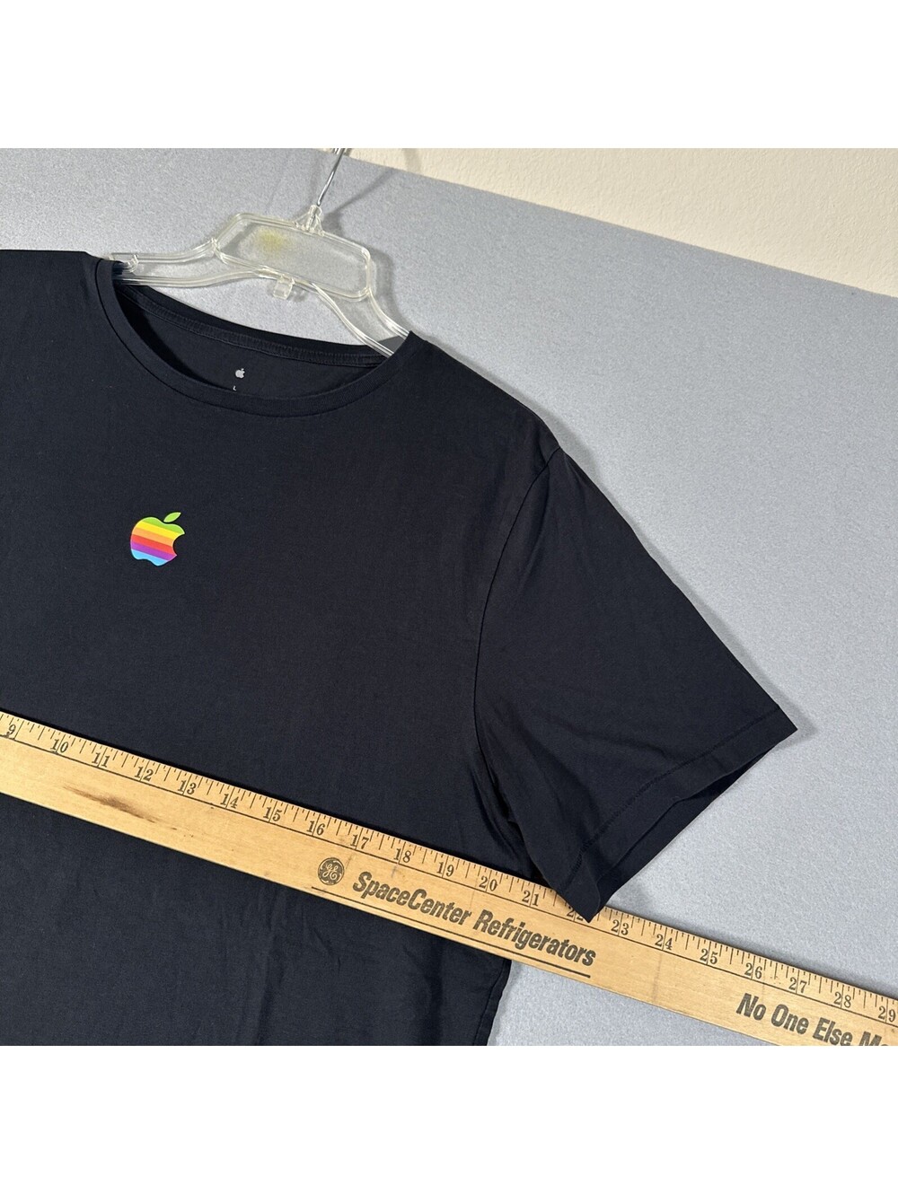 Apple Short Sleeve T-Shirt Unisex Large Black Rainbow Logo Cotton - Picture 4 of 8